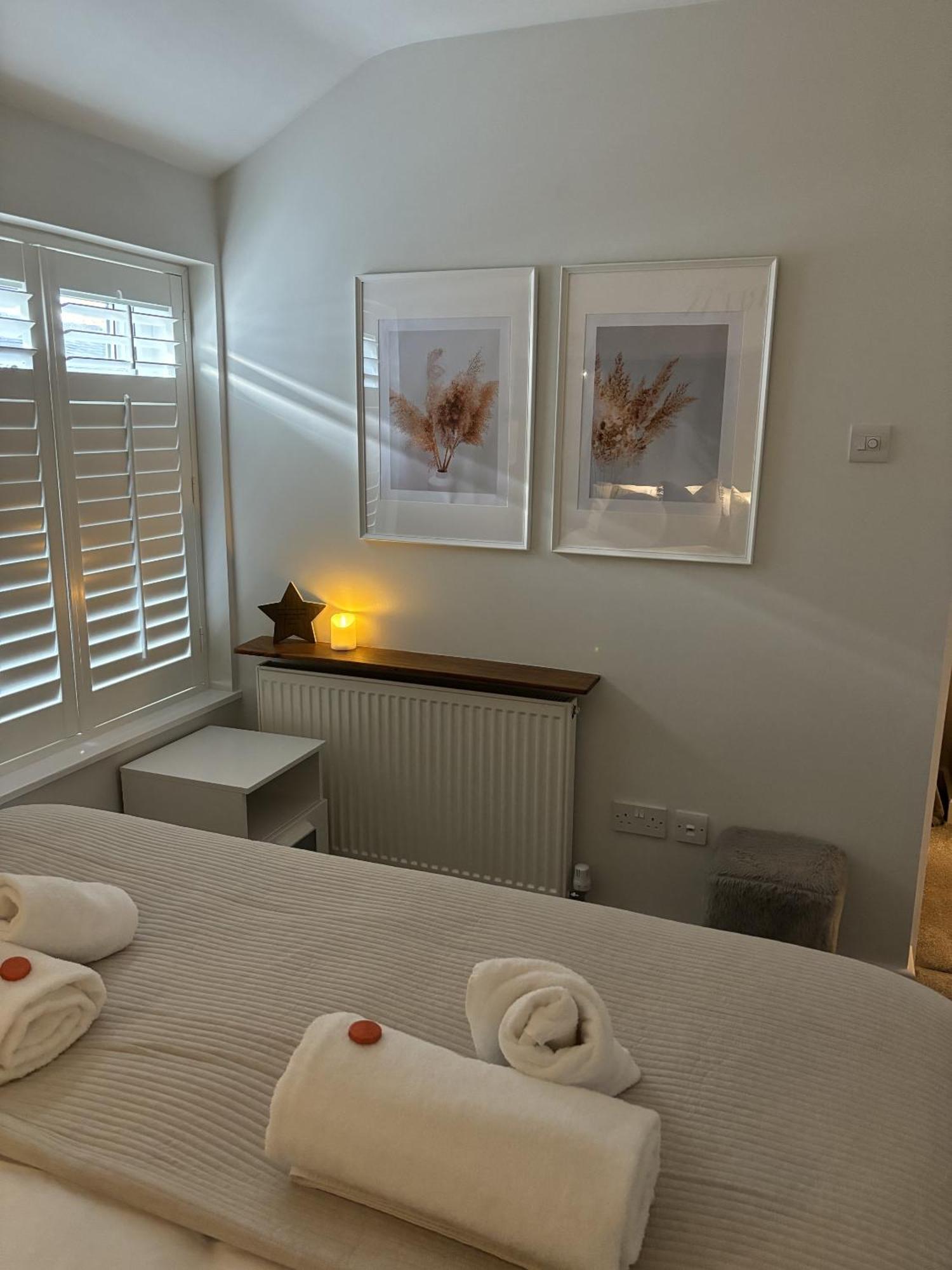 Marple The Hive Apartment מראה חיצוני תמונה